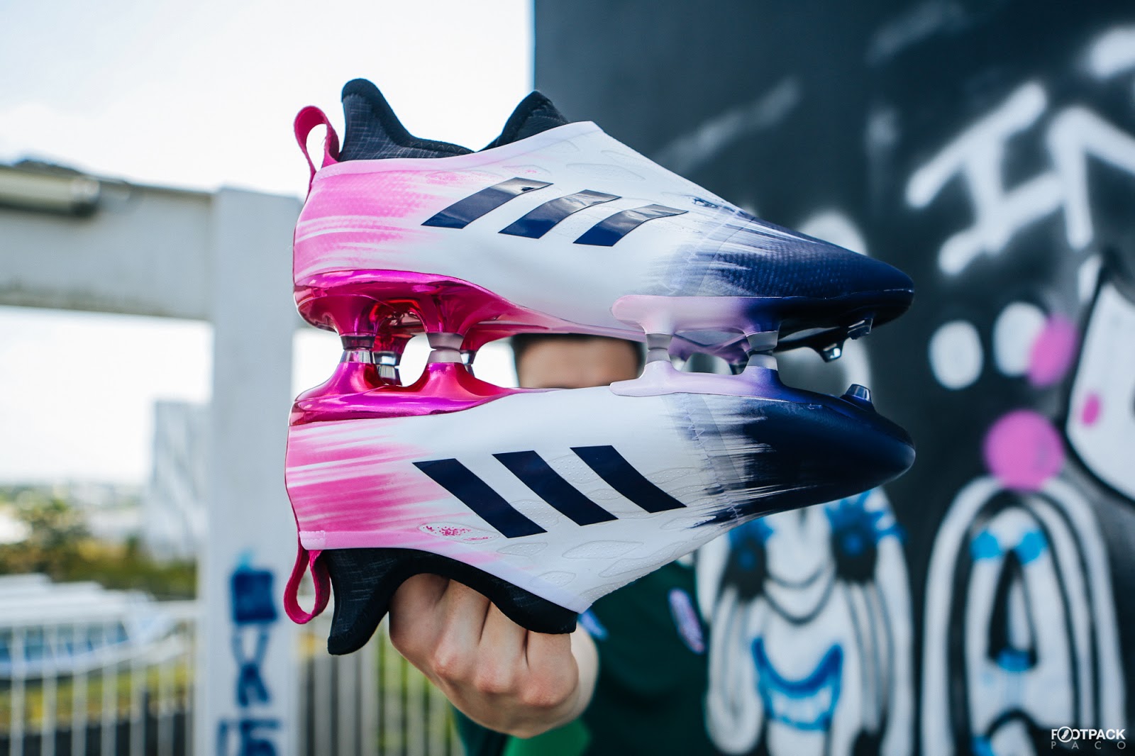 Adidas 2025 glitch pink